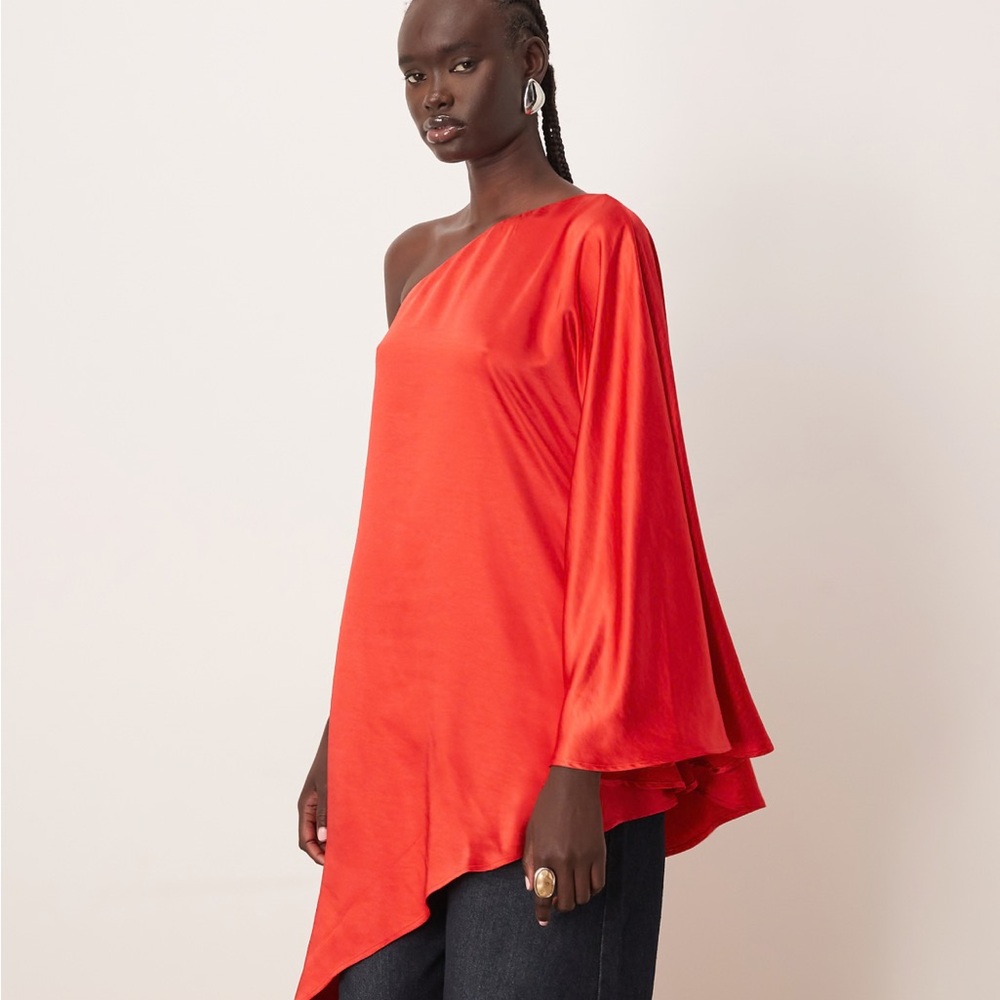 ASOS One-Shoulder Asymmetric Red Top - Picture 2 of 3